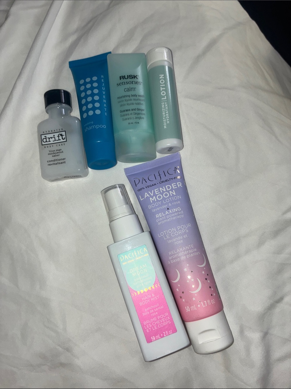 Pacifica hair & body mist set + freebies